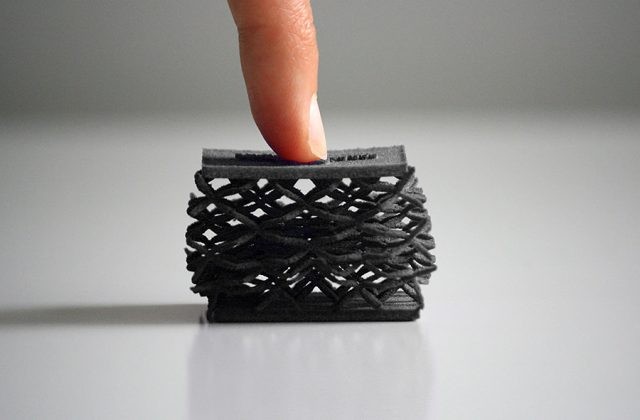 CRP科技公司推出新型热塑性弹性体材料_3D 