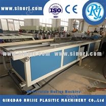 PVC木塑门生产线机器设备