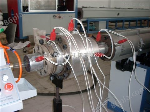 PB塑料管材地暖管生产线
