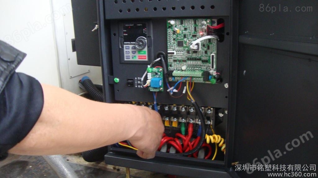 *广东深圳铭塑节能型注塑机异步伺服节能系统 优化后节能率达40%-70%，质保2年